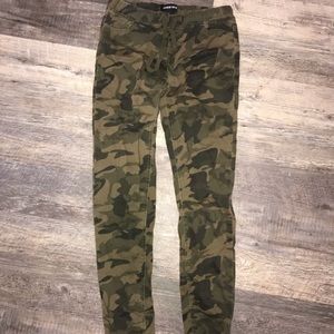 Camo pants